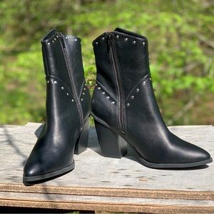 DV By Dolce Vita Womens Noella Black Ankle Boots Black Size 9 Medium Chunky Heel